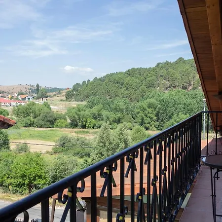 Mirador De Pinares 度假居